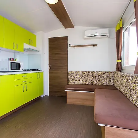 Vakantiepark Zelena Laguna Mobile Homes Mugeba