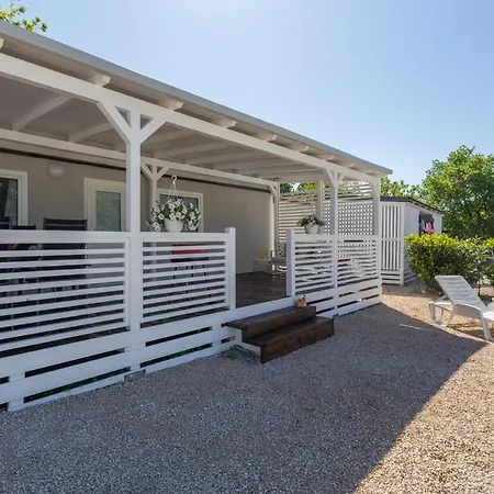 Holiday park Zelena Laguna Mobile Homes