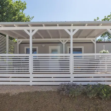 Zelena Laguna Mobile Homes 4*
