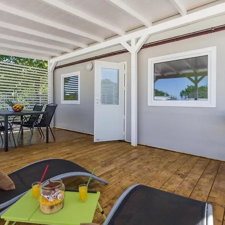 Zelena Laguna Mobile Homes Holiday park
