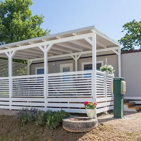 Holiday park Zelena Laguna Mobile Homes Mugeba